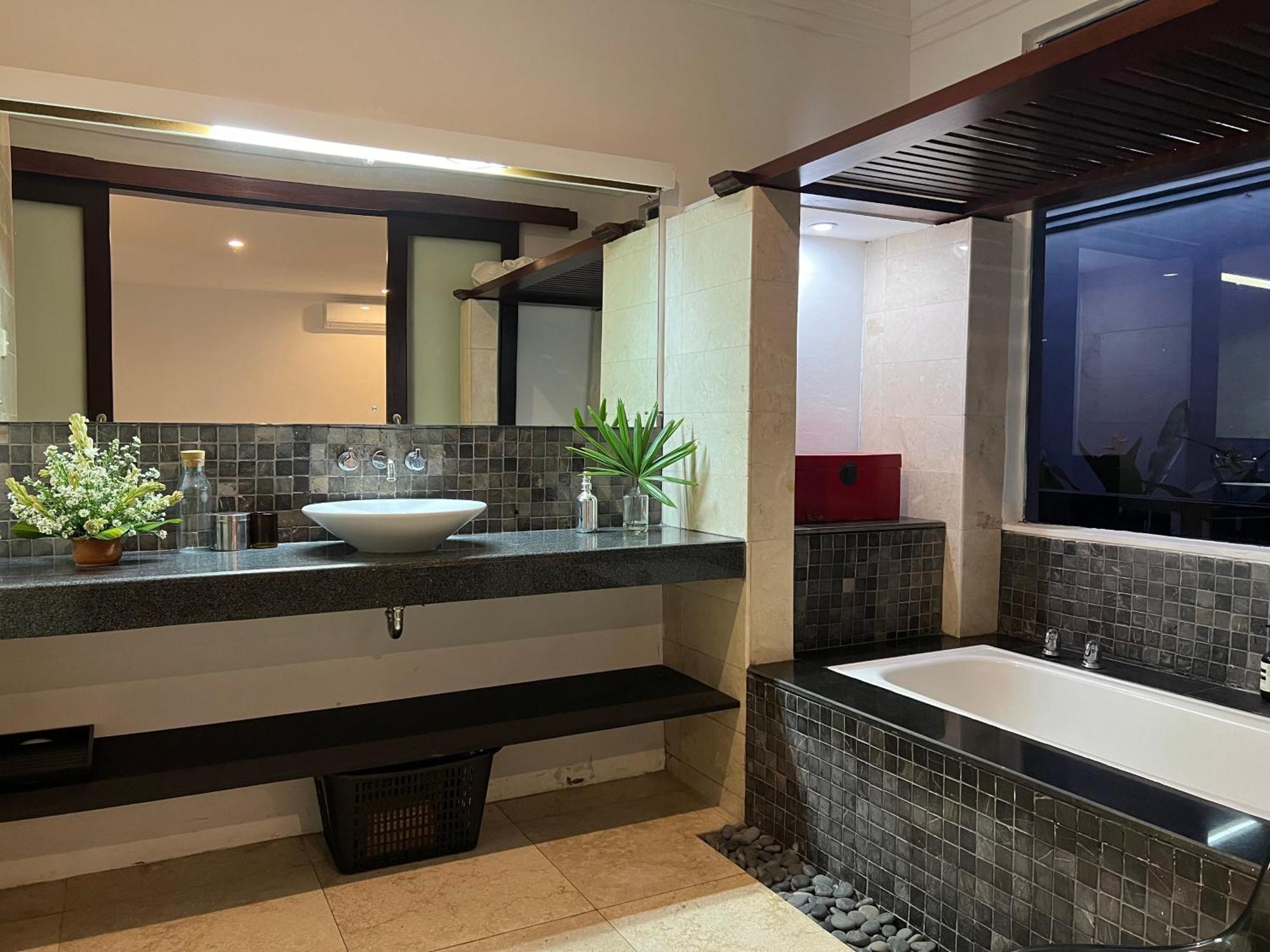 The Mia Bali Villa Kerobokan Buitenkant foto